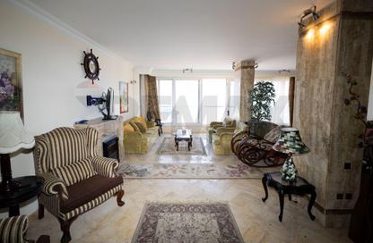 Apartment - 5 Bedrooms - 3 Bathrooms for sale in Al Geish Road - Laurent - Hay Sharq - Alexandria Apartment - 5 Bedrooms - 3 Bathrooms for sale in Al Geish Road - Laurent - Hay Sharq - Alexandria