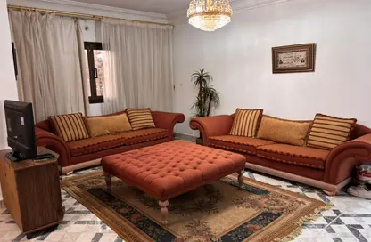 Apartment - 3 Bedrooms - 2 Bathrooms for rent in Hosny Ahmed Khalaf - 6th Zone - Nasr City - Cairo