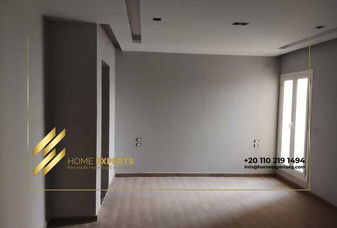 8688636 - Property Image 2