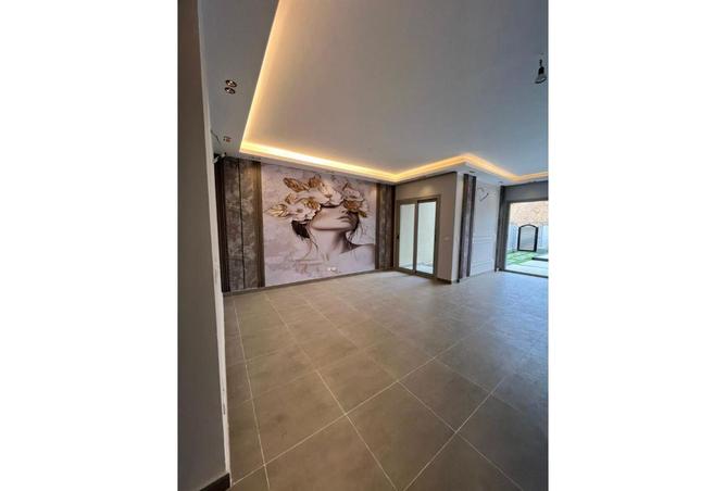 62644000 - Property Image 2