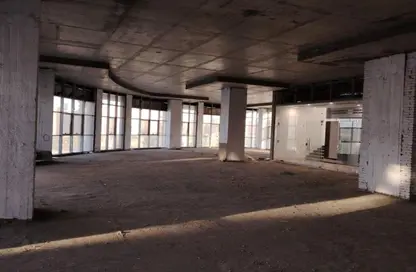 Shop - Studio - 2 Bathrooms for rent in V90 - North Teseen St. - The 5th Settlement - New Cairo City - Cairo