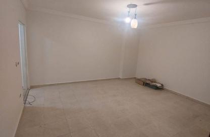 Apartment - 3 Bedrooms - 2 Bathrooms for sale in Gate 4 - Mena - Hadayek El Ahram - Giza