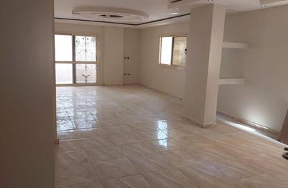 Apartment - 3 Bedrooms - 2 Bathrooms for sale in Gate 4 - Mena - Hadayek El Ahram - Giza