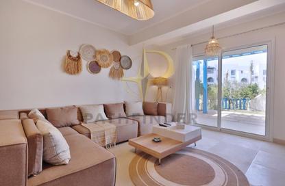Chalet - 3 Bedrooms - 2 Bathrooms for rent in Mountain View - Ras Al Hekma - North Coast