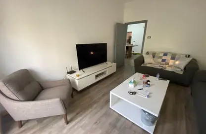 شقة - 3 غرف نوم - 2 حمامات للايجار في شارع الجزائر - المهندسين - الجيزة