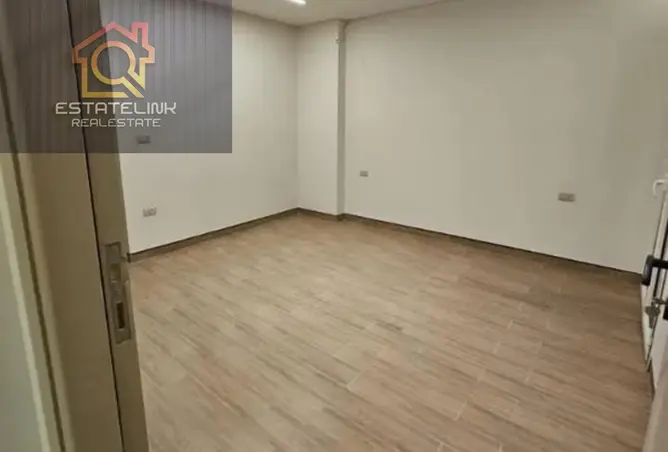114900647 - Property Image 2