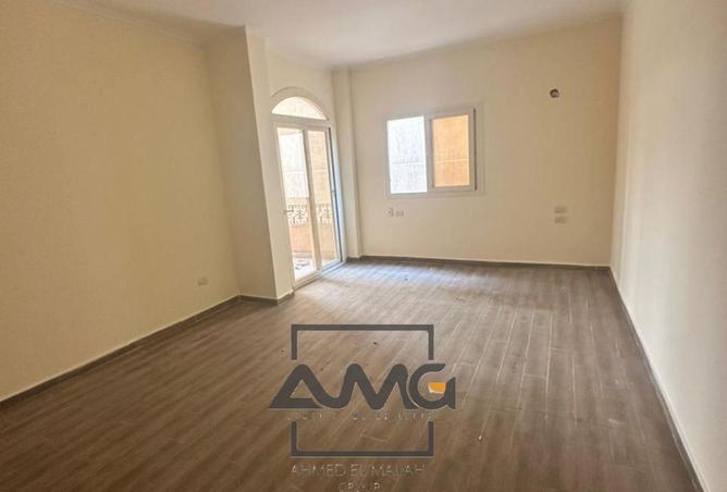 70363702 - Property Image 2