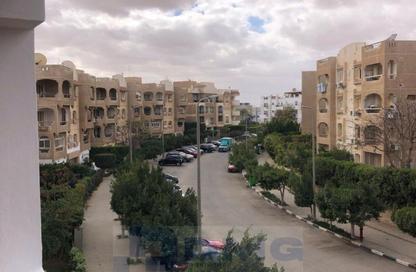 شقة - 3 غرف نوم - 2 حمامات للبيع في 6 ويست - بيفرلي هيلز - كمبوندات الشيخ زايد - الشيخ زايد - الجيزة
