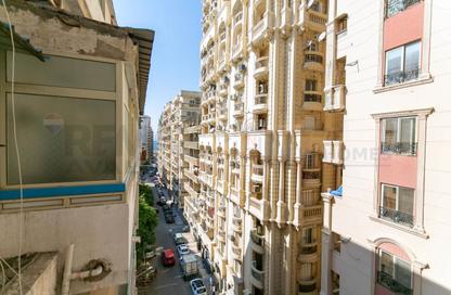 Apartment - 3 Bedrooms - 3 Bathrooms for sale in Abdel Salam Aref St. - Laurent - Hay Sharq - Alexandria Apartment - 3 Bedrooms - 3 Bathrooms for sale in Abdel Salam Aref St. - Laurent - Hay Sharq - Alexandria