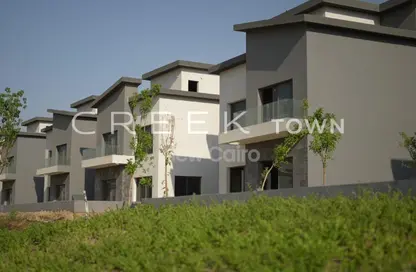 فيلا - 4 غرف نوم - 3 حمامات للبيع في كريك تاون - التجمع الاول - مدينة القاهرة الجديدة - القاهرة