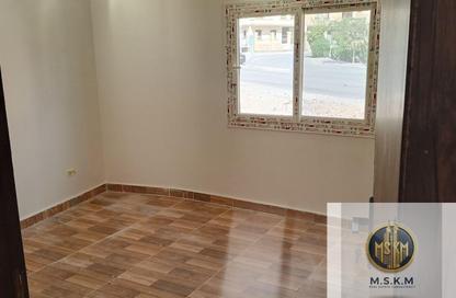 Apartment - 2 - 1 for sale in Abou El Houl - New Cairo City - Cairo Apartment - 2 - 1 for sale in Abou El Houl - New Cairo City - Cairo