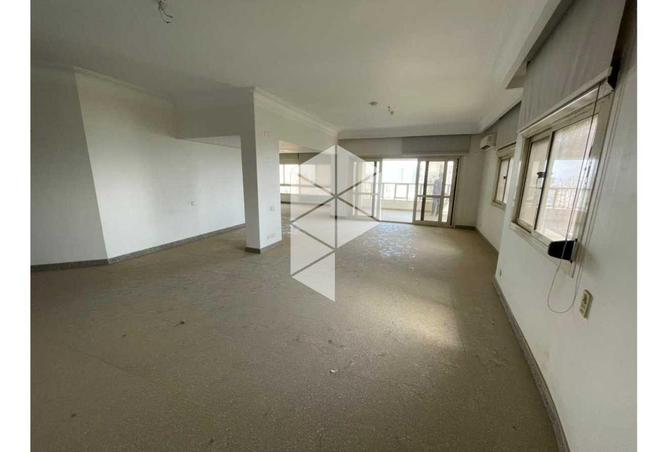 67740073 - صورة العقار 3