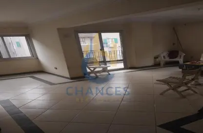 شقة - 2 غرف نوم - 1 حمام للبيع في شارع 201 - دجلة - حي المعادي - القاهرة