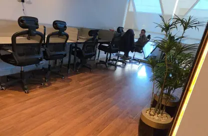 Office Space - 3 Bedrooms - 1 Bathroom for rent in Cairo Business Plaza - North Teseen St. - The 5th Settlement - New Cairo City - Cairo