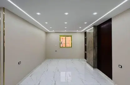 Apartment - 2 Bedrooms - 2 Bathrooms for sale in Hadayek El Ahram - Giza