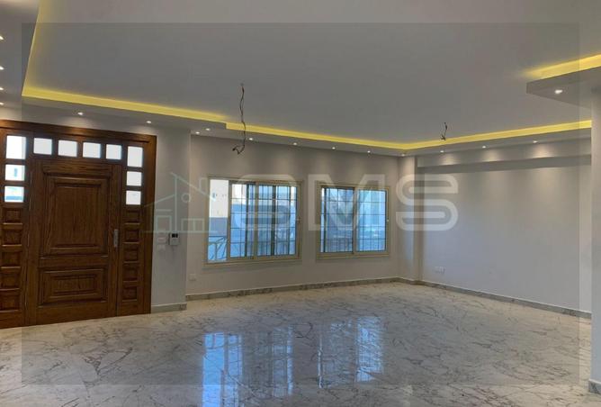 99389958 - Property Image 2