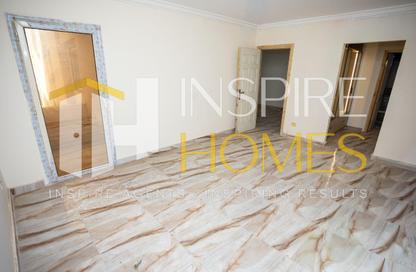 Apartment - 3 Bedrooms - 3 Bathrooms for sale in Glim - Hay Sharq - Alexandria