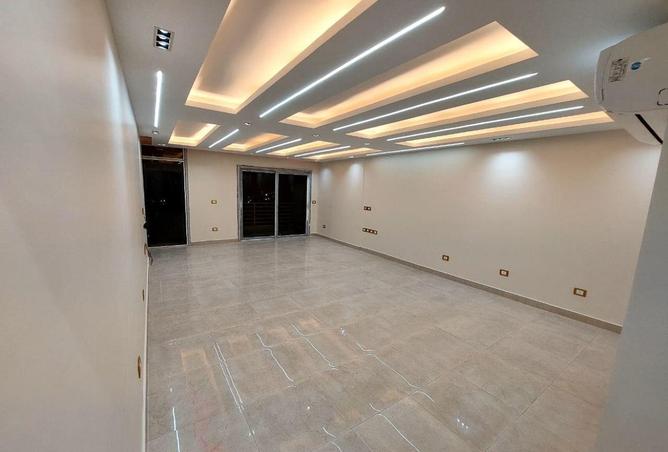 8572460 - Property Main Image