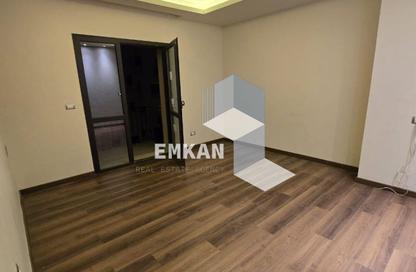 شقة - 2 غرف نوم - 3 حمامات للايجار في ذا كورت ياردز - كمبوندات الشيخ زايد - الشيخ زايد - الجيزة