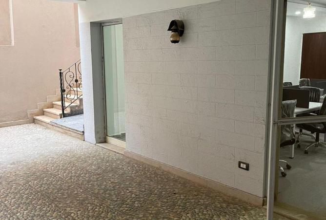 56001607 - Property Image 3