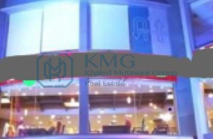 Shop - Studio - 2 Bathrooms for rent in Street70 - District 2 - The 5th Settlement - New Cairo City - Cairo