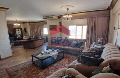 Apartment - 3 Bedrooms - 1 Bathroom for rent in Al Canal St. - Maadi - Hay El Maadi - Cairo