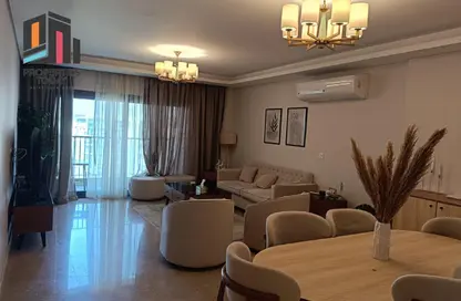 Apartment - 3 Bedrooms - 3 Bathrooms for sale in Park Side Residence - Zed Towers - Sheikh Zayed Compounds - Sheikh Zayed City - Giza