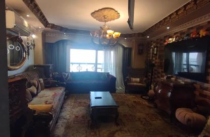 Full Floor - 4 Bedrooms - 3 Bathrooms for sale in Mnia Alkmh   Cairo Road  - Nile Corniche St. - Rod El Farag - Hay Shobra - Cairo