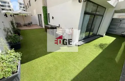 Apartment - 2 Bedrooms - 2 Bathrooms for sale in Lake View Residence - 5th Settlement Compounds - The 5th Settlement - New Cairo City - Cairo