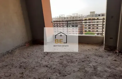 (بنتهاوس  (روف - 4 غرف نوم - 2 حمامات للبيع في جولدن جيتس - الهضبة الوسطي - المقطم - القاهرة