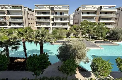 Apartment - 2 Bedrooms - 3 Bathrooms for sale in Lake View Residence - 5th Settlement Compounds - The 5th Settlement - New Cairo City - Cairo