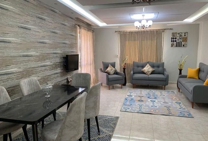 66423566 - Property Image 3