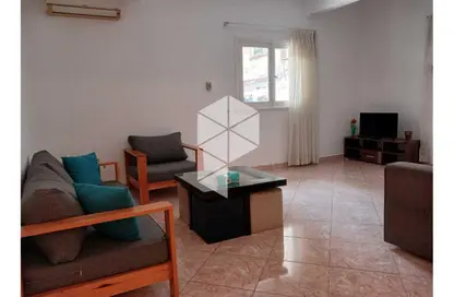 شقة - 2 غرف نوم - 2 حمامات للايجار في شارع حسن عاصم - الزمالك - القاهرة