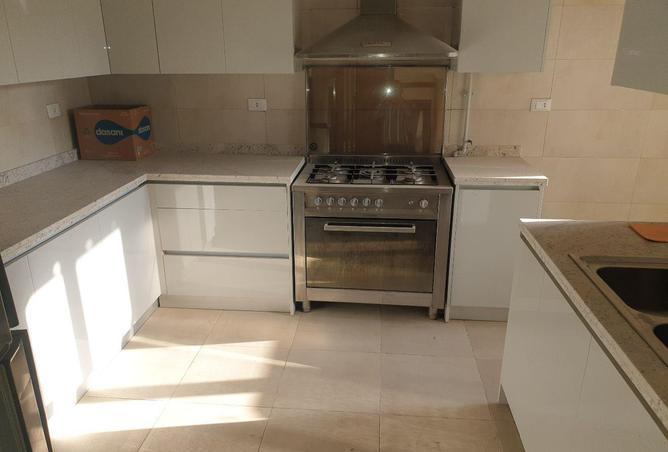 70358556 - صورة العقار 3