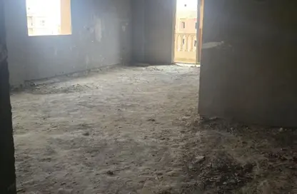 Apartment - 4 Bedrooms - 3 Bathrooms for sale in North Lotus - El Lotus - New Cairo City - Cairo