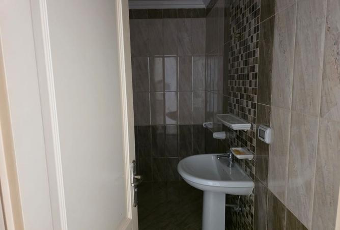 93824505 - صورة العقار 3