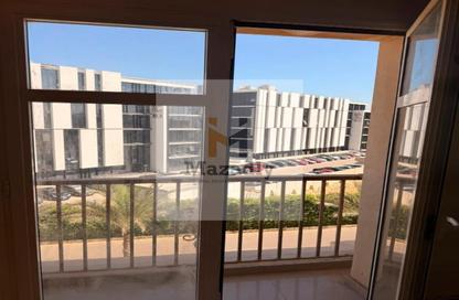 Apartment - 2 Bedrooms - 2 Bathrooms for sale in Gardenville - Hyde Park - New Cairo City - Cairo