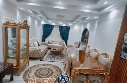 Apartment - 2 Bedrooms - 1 Bathroom for rent in Al Geish Road - Glim - Hay Sharq - Alexandria