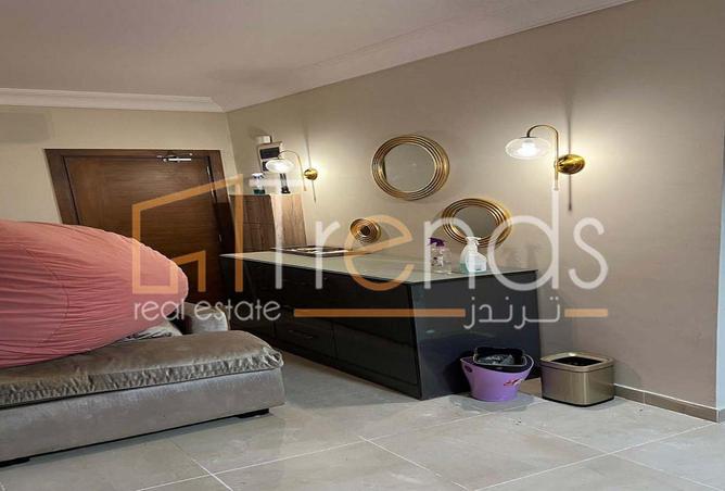 53722589 - Property Image 2