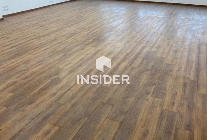 81319567 - Property Image 3