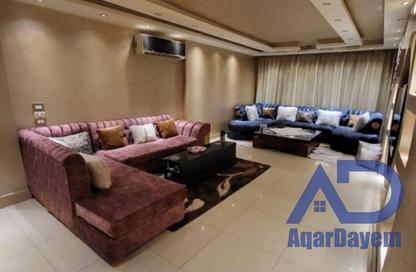 Apartment - 3 Bedrooms - 2 Bathrooms for sale in Al Nabawy El Mohandes St. - Al Agouza - Giza