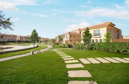 Villa - 4 Bedrooms - 3 Bathrooms for sale in Garden Residence - Hyde Park - New Cairo City - Cairo