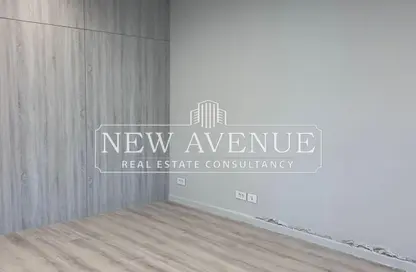 مساحات مكتبية - 2 غرف نوم - 1 حمام للايجار في يو فينوس - التجمع الاول - مدينة القاهرة الجديدة - القاهرة