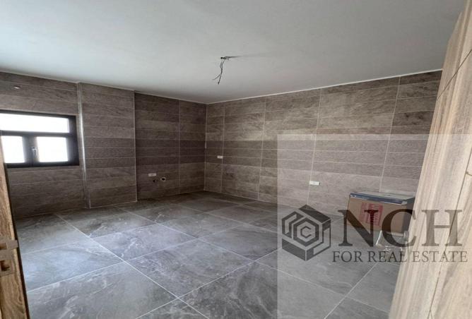 70628603 - صورة العقار 3