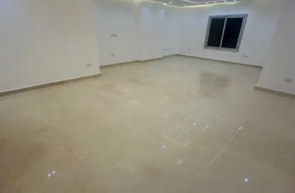 Apartment - 3 Bedrooms - 2 Bathrooms for rent in 10th Sector - Zahraa El Maadi - Hay El Maadi - Cairo Apartment - 3 Bedrooms - 2 Bathrooms for rent in 10th Sector - Zahraa El Maadi - Hay El Maadi - Cairo