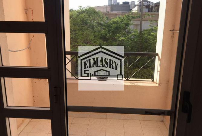 8532000 - Property Image 2