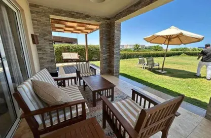 Chalet - 2 Bedrooms - 2 Bathrooms for sale in Ramla - Ras Al Hekma - North Coast