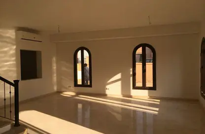 فيلا - 3 غرف نوم - 3 حمامات للايجار في ميفيدا - كمبوندات التجمع الخامس - التجمع الخامس - مدينة القاهرة الجديدة - القاهرة