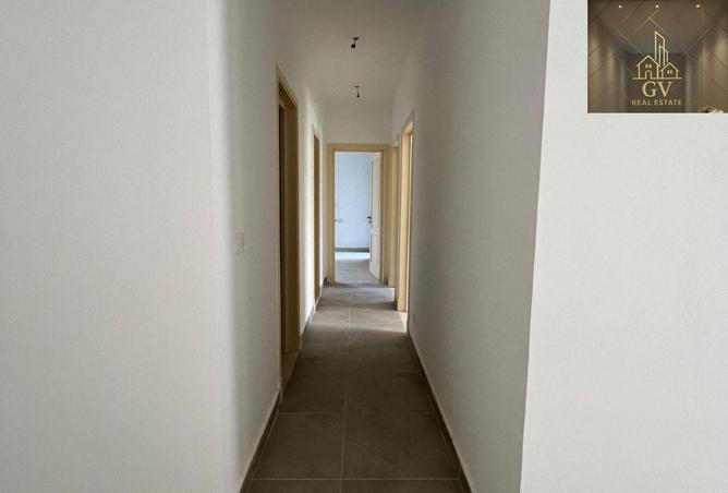 66695103 - صورة العقار 3