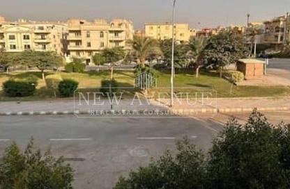 Duplex - 4 Bedrooms - 3 Bathrooms for sale in Doctor Yassin Abdel Ghaffar St. - Area C - Ganoob El Acadimia - New Cairo City - Cairo
